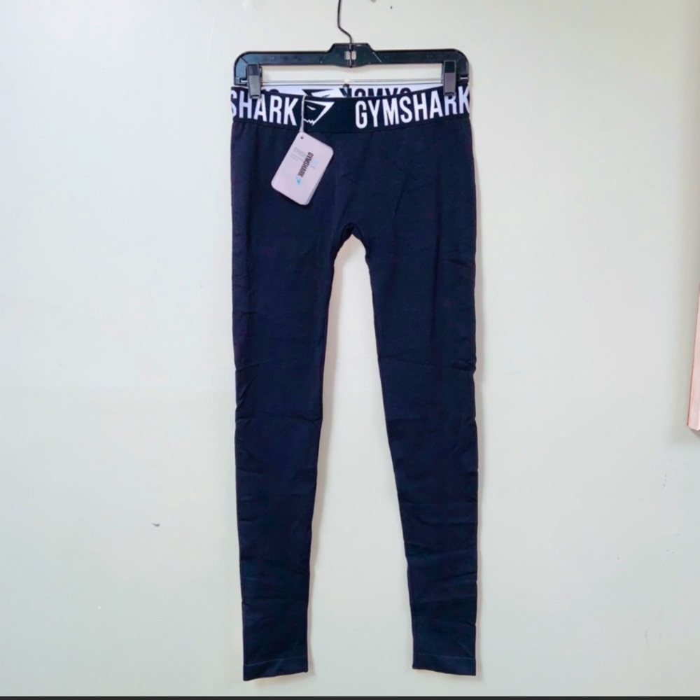 gymshark black and white leggings size small